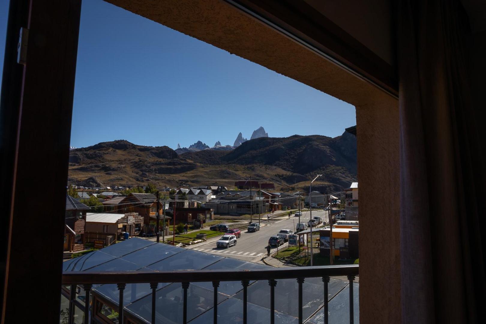 Chalten Suites Hotel El Chaltén Zewnętrze zdjęcie