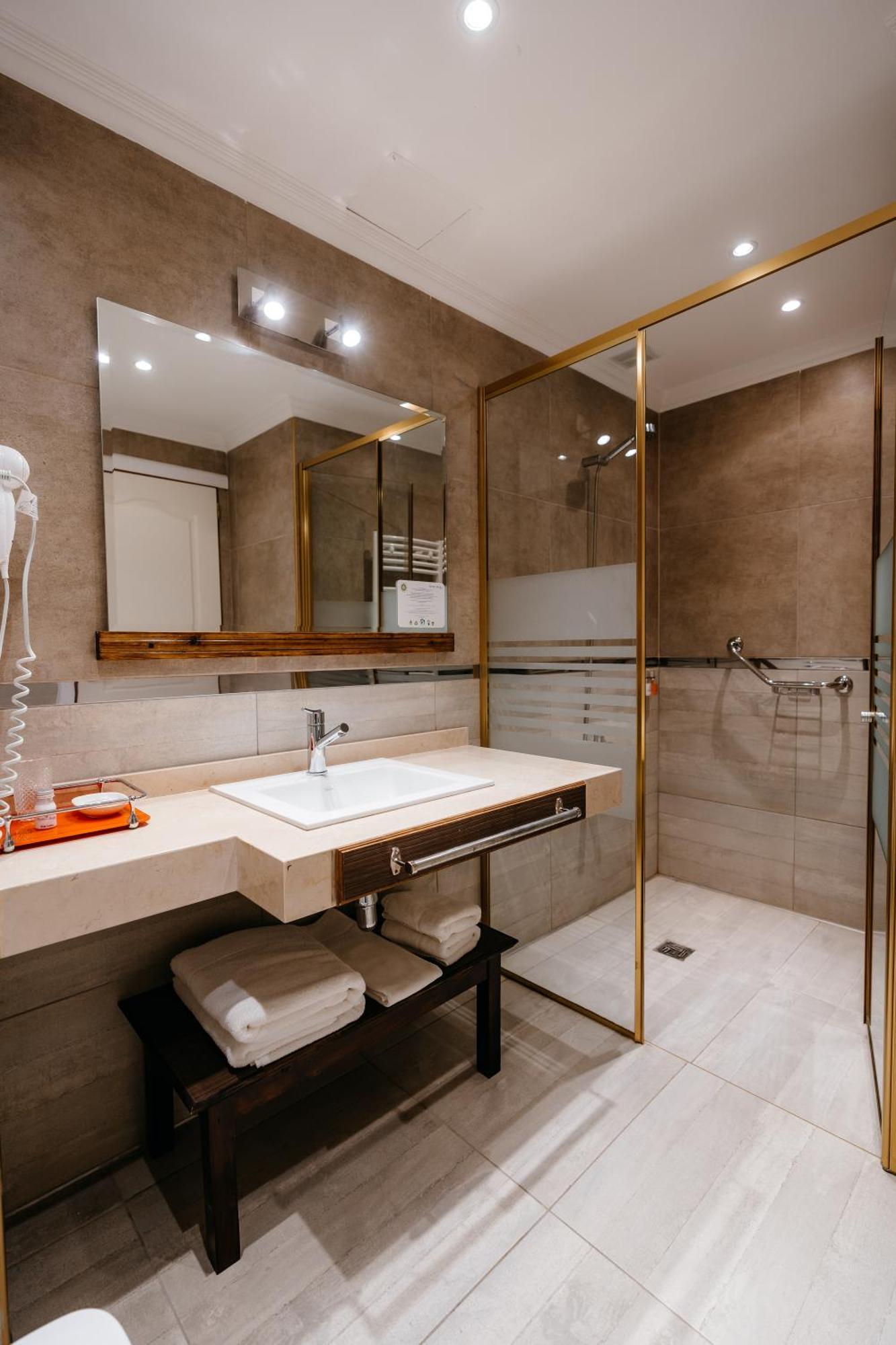 Chalten Suites Hotel El Chaltén Zewnętrze zdjęcie